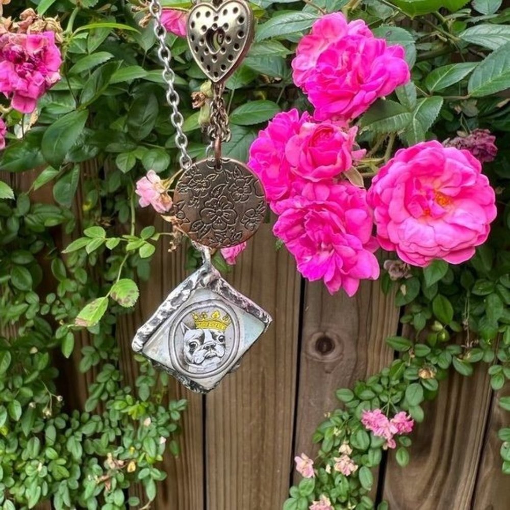 Artisan French Bulldog Glass Pendant & Vintage Necklace Handcrafted with Solder - Picture 5 of 13